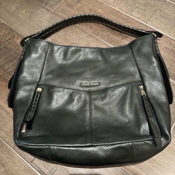 Cole Haan Felicity Hobo Handbag – Classic, Soft Leather Shoulder Bag Black - Picture 1 of 11